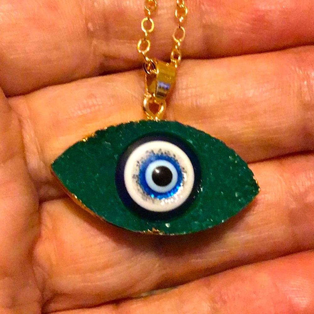 NEW. Turkish Green Evil Lucky Eye Pendant & Golden Chain Necklace.